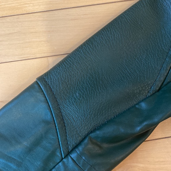 BlankNYC Green Pleather Moto Jacket - Picture 16 of 16